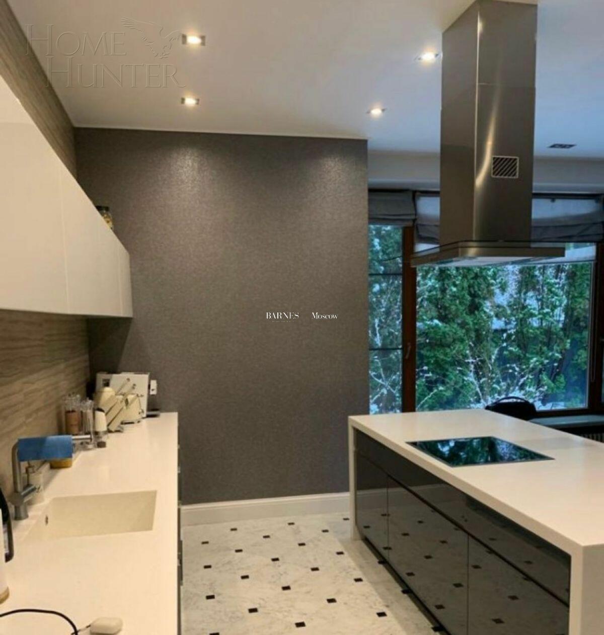 2-этажный коттедж 960 м² с отделкой