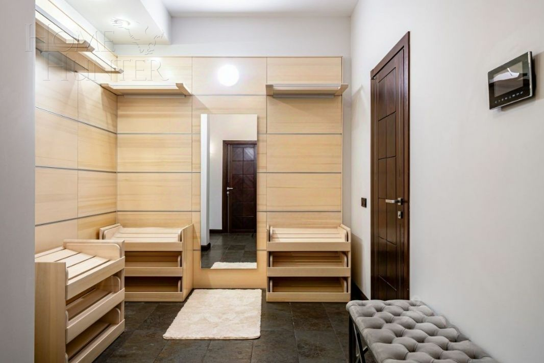 2-этажный коттедж 450 м² с отделкой