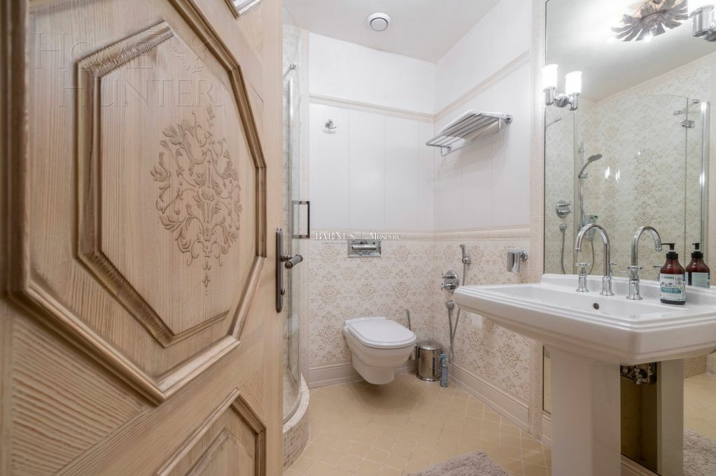 2-этажный коттедж 612 м² с отделкой