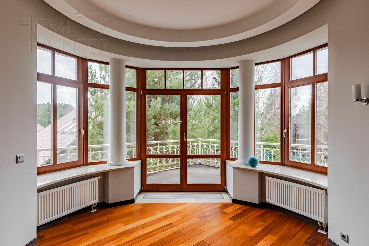 2-этажный коттедж 402.8 м² с отделкой