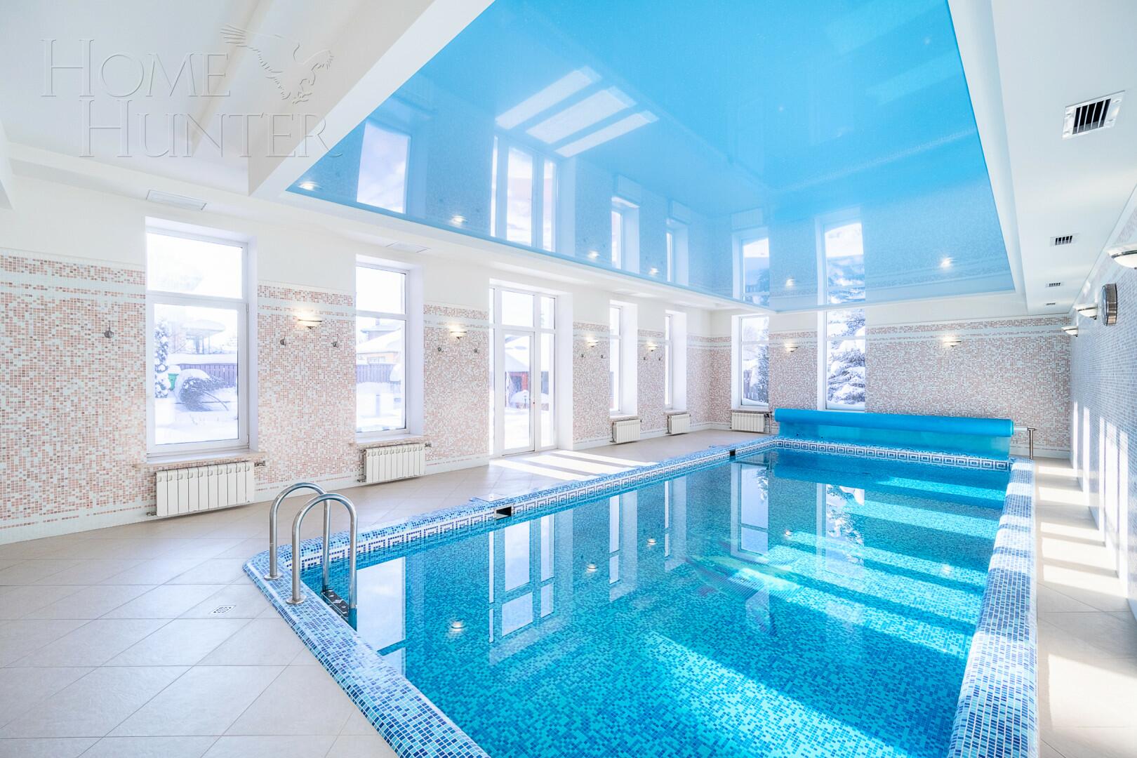 3-этажный коттедж 707.9 м² с отделкой