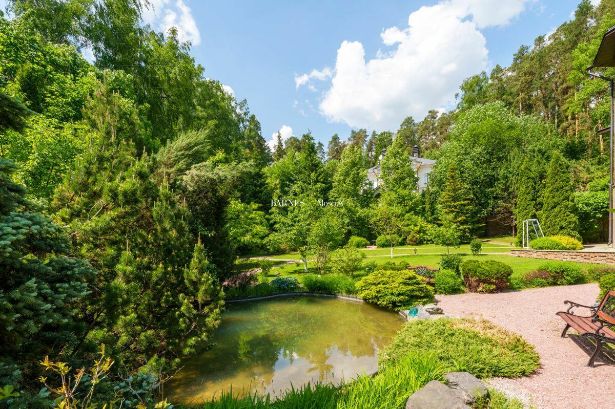 2-этажный коттедж 761 м² с отделкой