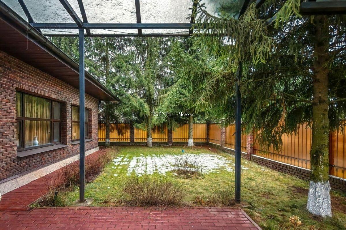 2-этажный коттедж 866 м² с отделкой