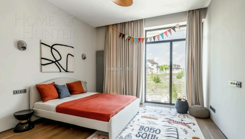 2-этажный коттедж 348.5 м² с отделкой