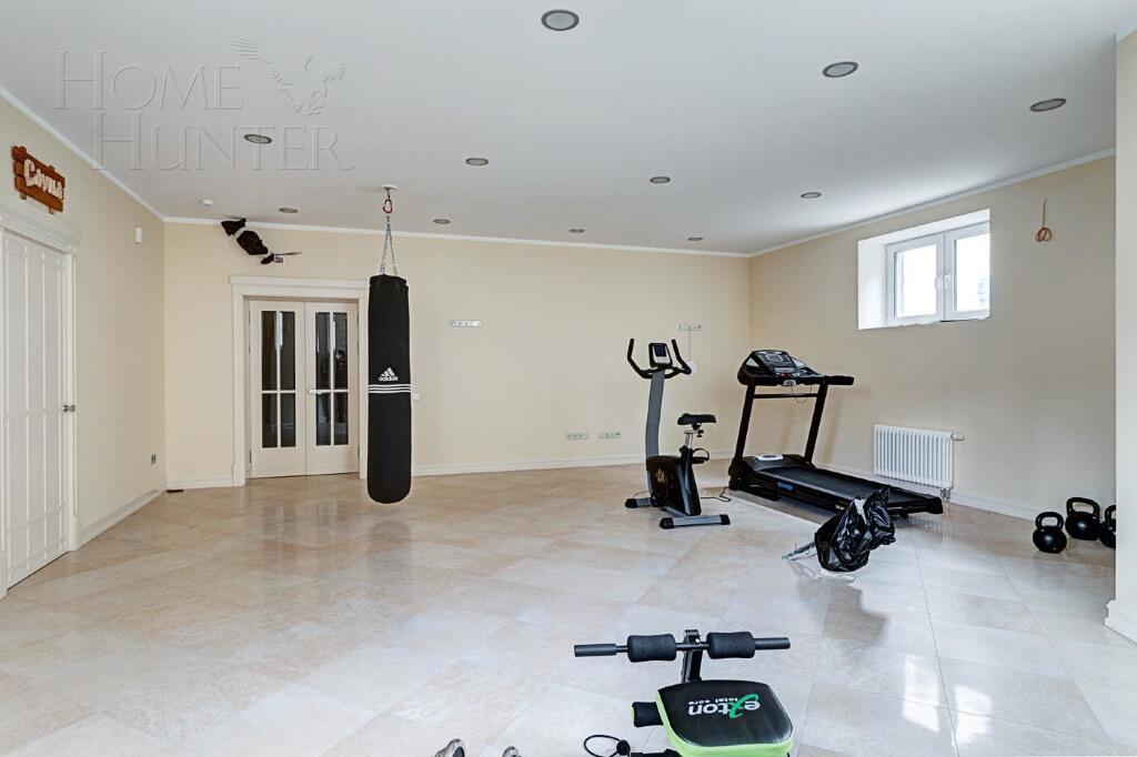 2-этажный коттедж 1 112 м² с отделкой