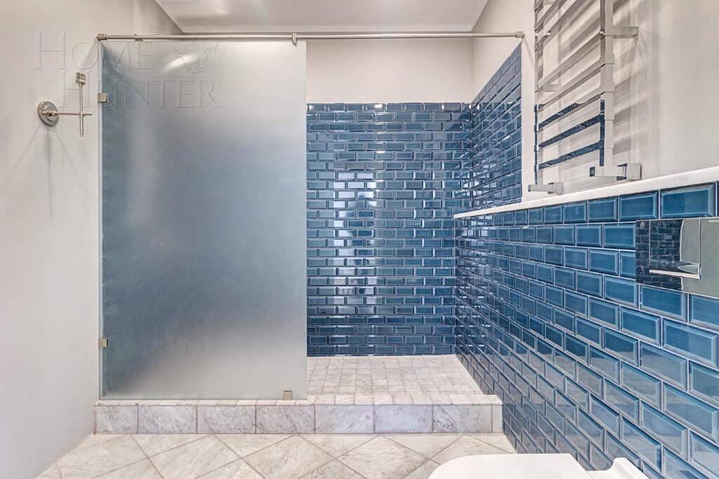 2-этажный коттедж 1 112 м² с отделкой