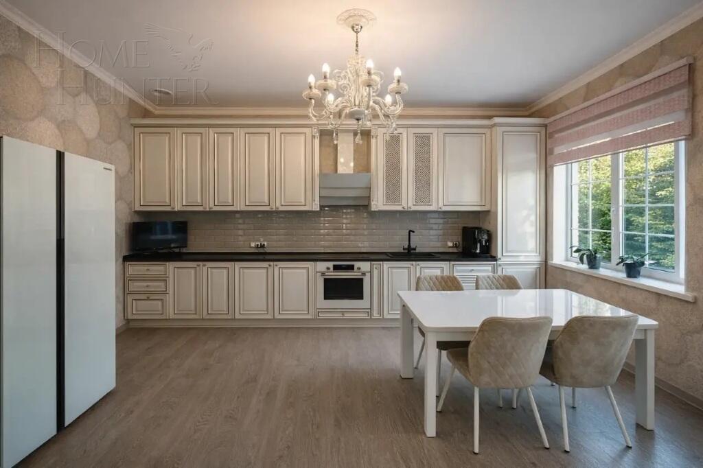 2-этажный коттедж 227 м² с отделкой