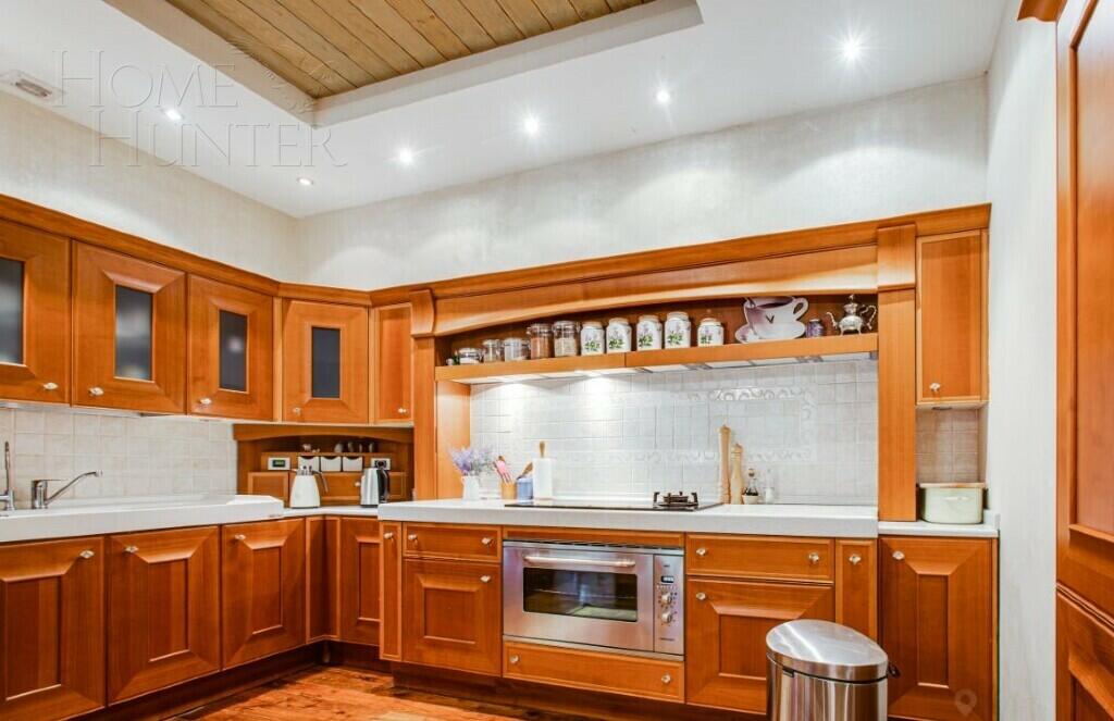 2-этажный коттедж 726 м² с отделкой