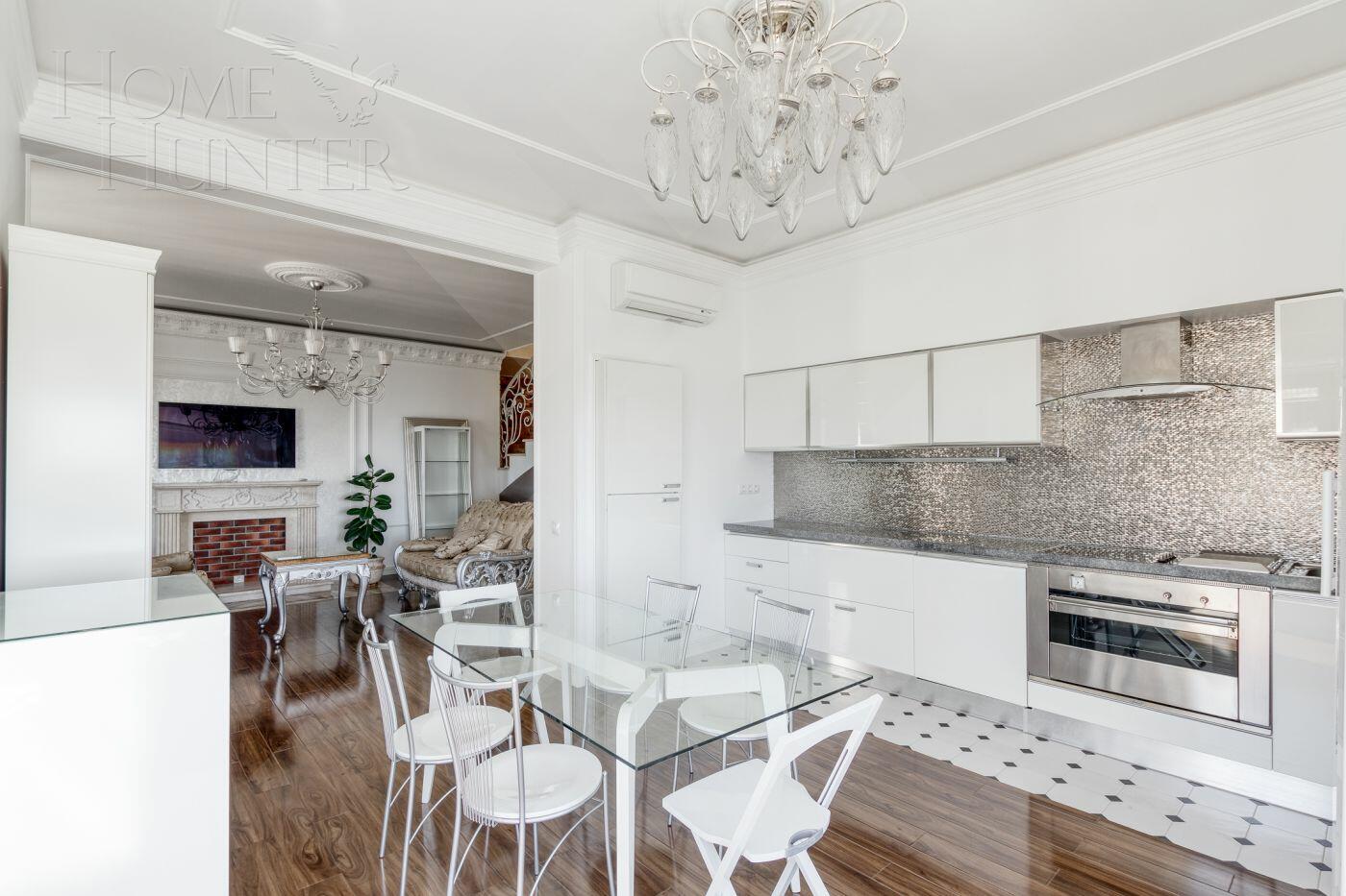 6-КОМН. КВАРТИРА С ОТДЕЛКОЙ 250 М² НА 21 ЭТАЖЕ