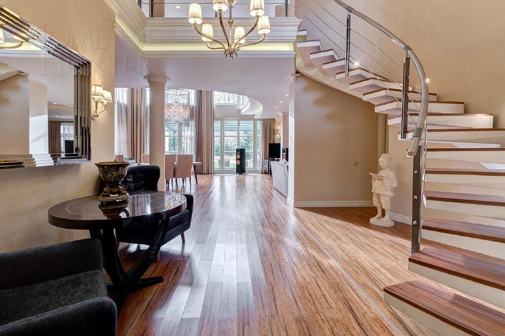 2-этажный коттедж 760 м² с отделкой