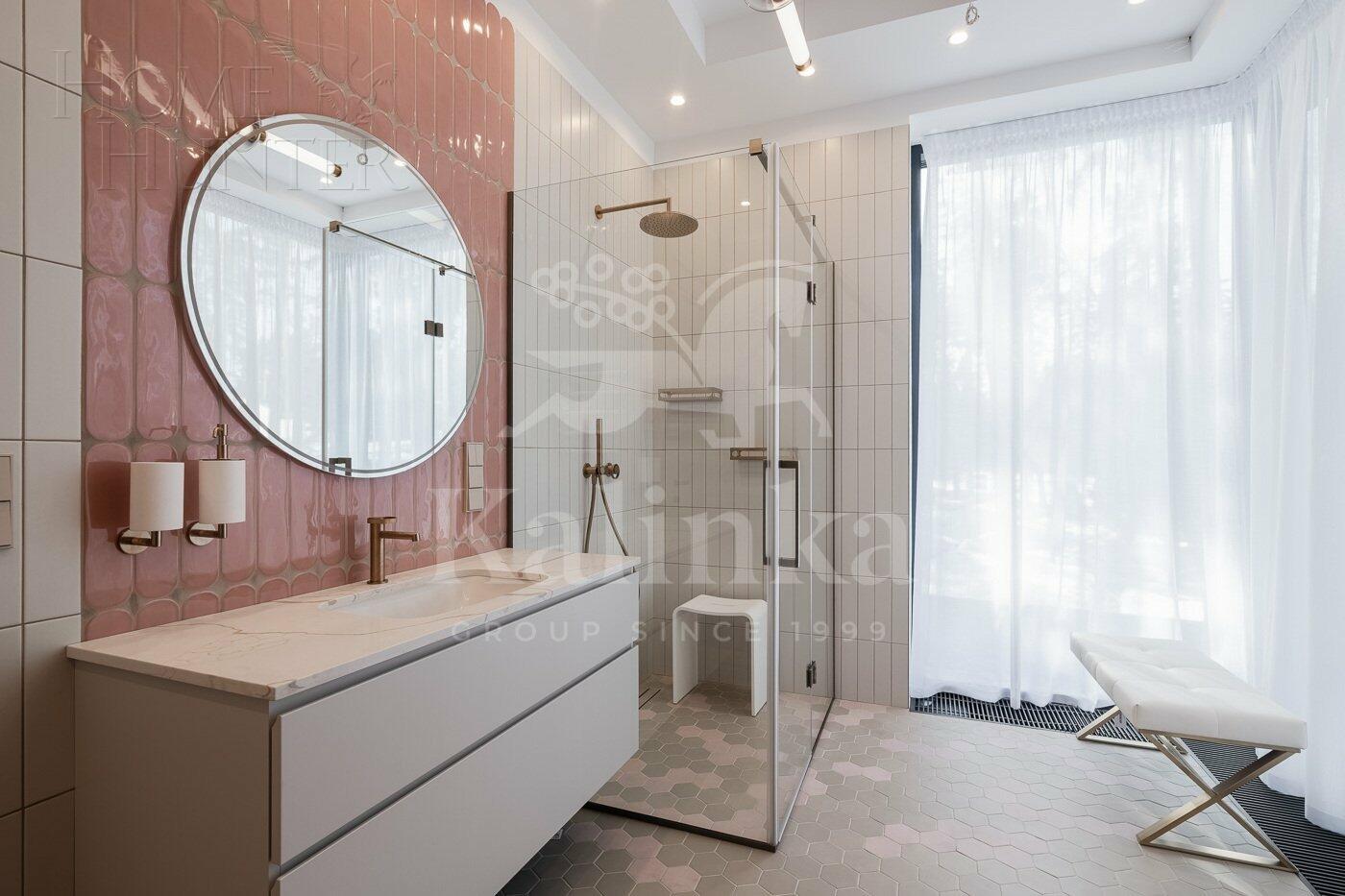 3-этажный коттедж 420 м² с отделкой