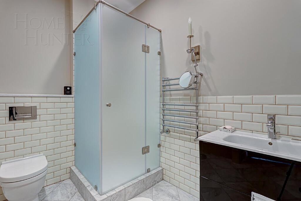 2-этажный коттедж 1 112 м² с отделкой