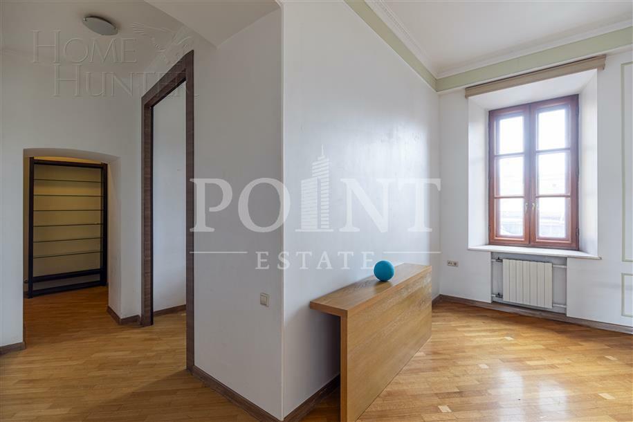 5-КОМН. КВАРТИРА С ОТДЕЛКОЙ 149 М² НА 2 ЭТАЖЕ