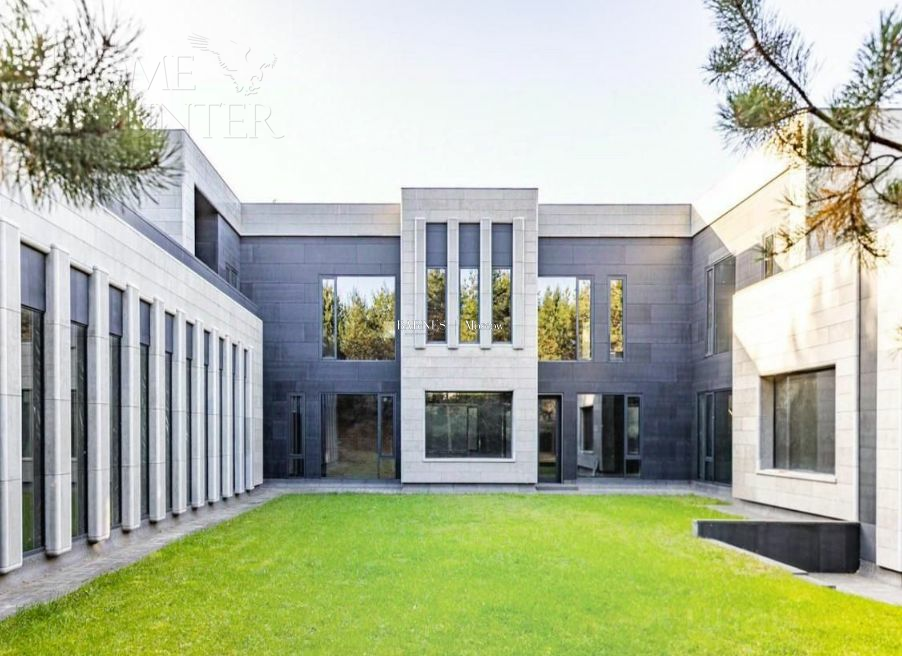 2-этажный коттедж 2 240 м² с отделкой