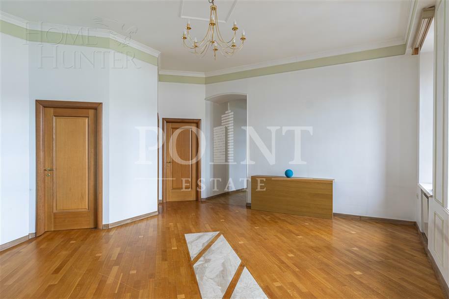 5-КОМН. КВАРТИРА С ОТДЕЛКОЙ 149 М² НА 2 ЭТАЖЕ