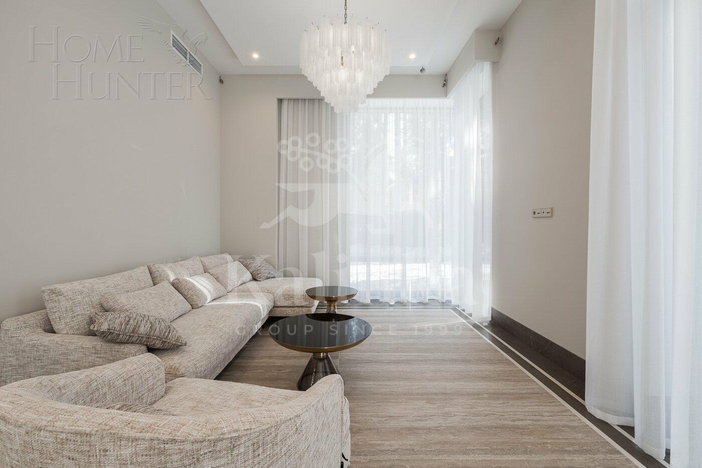 3-этажный коттедж 420 м² с отделкой