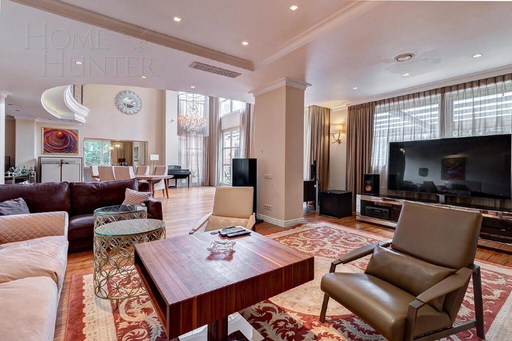 2-этажный коттедж 760 м² с отделкой