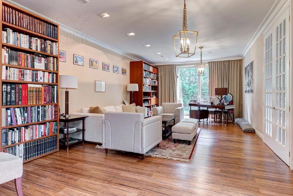 2-этажный коттедж 760 м² с отделкой