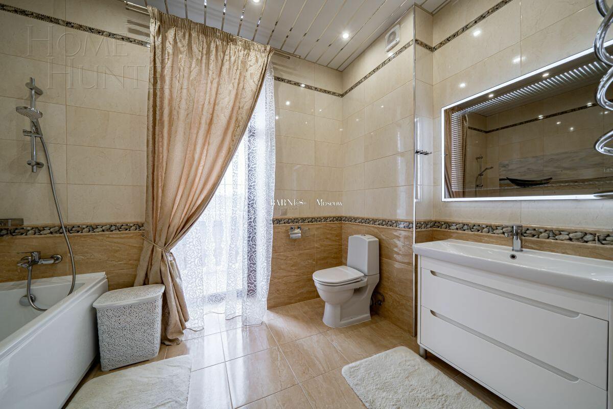 2-этажный коттедж 550 м² с отделкой