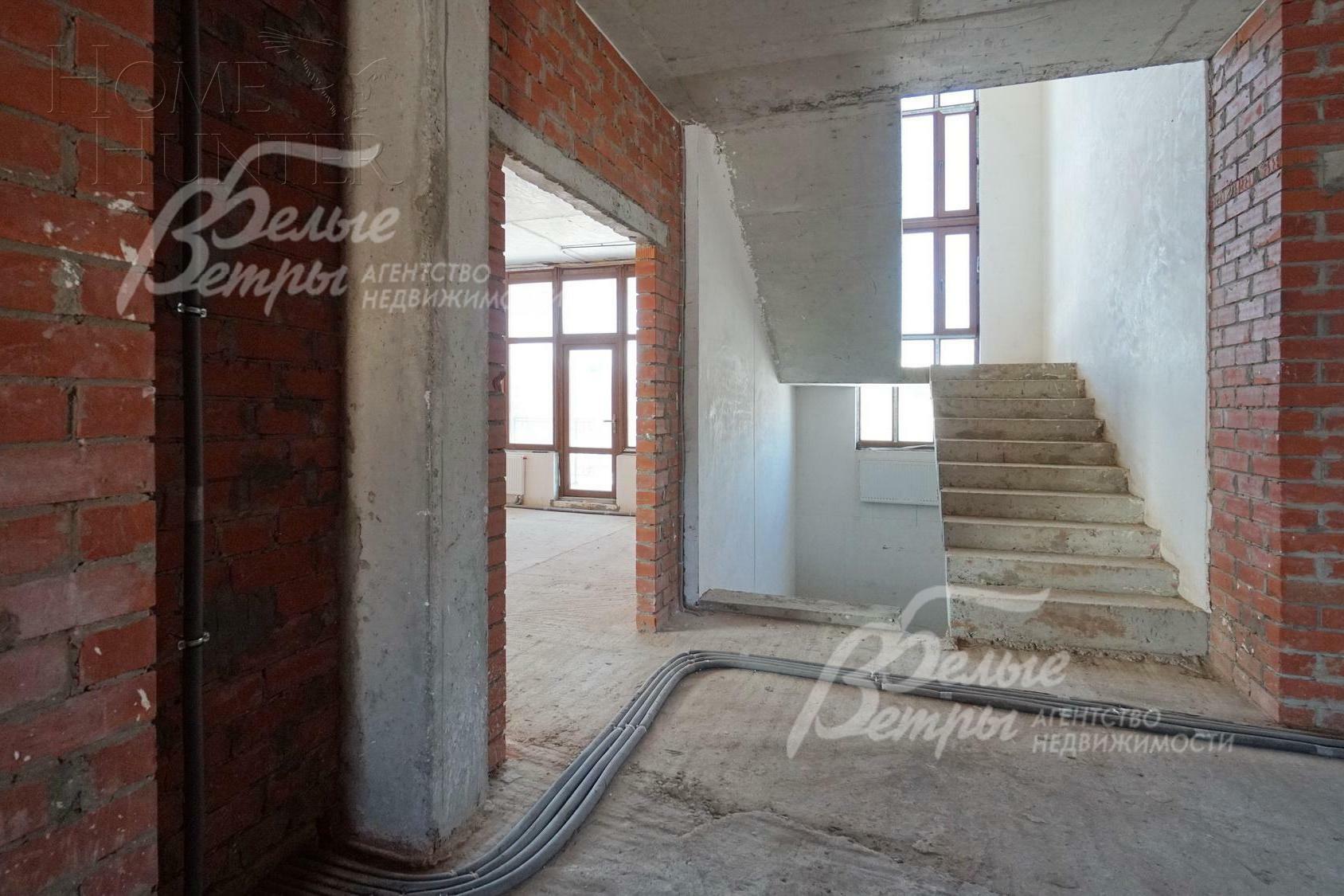 2-этажный таунхаус 435 м² без отделки