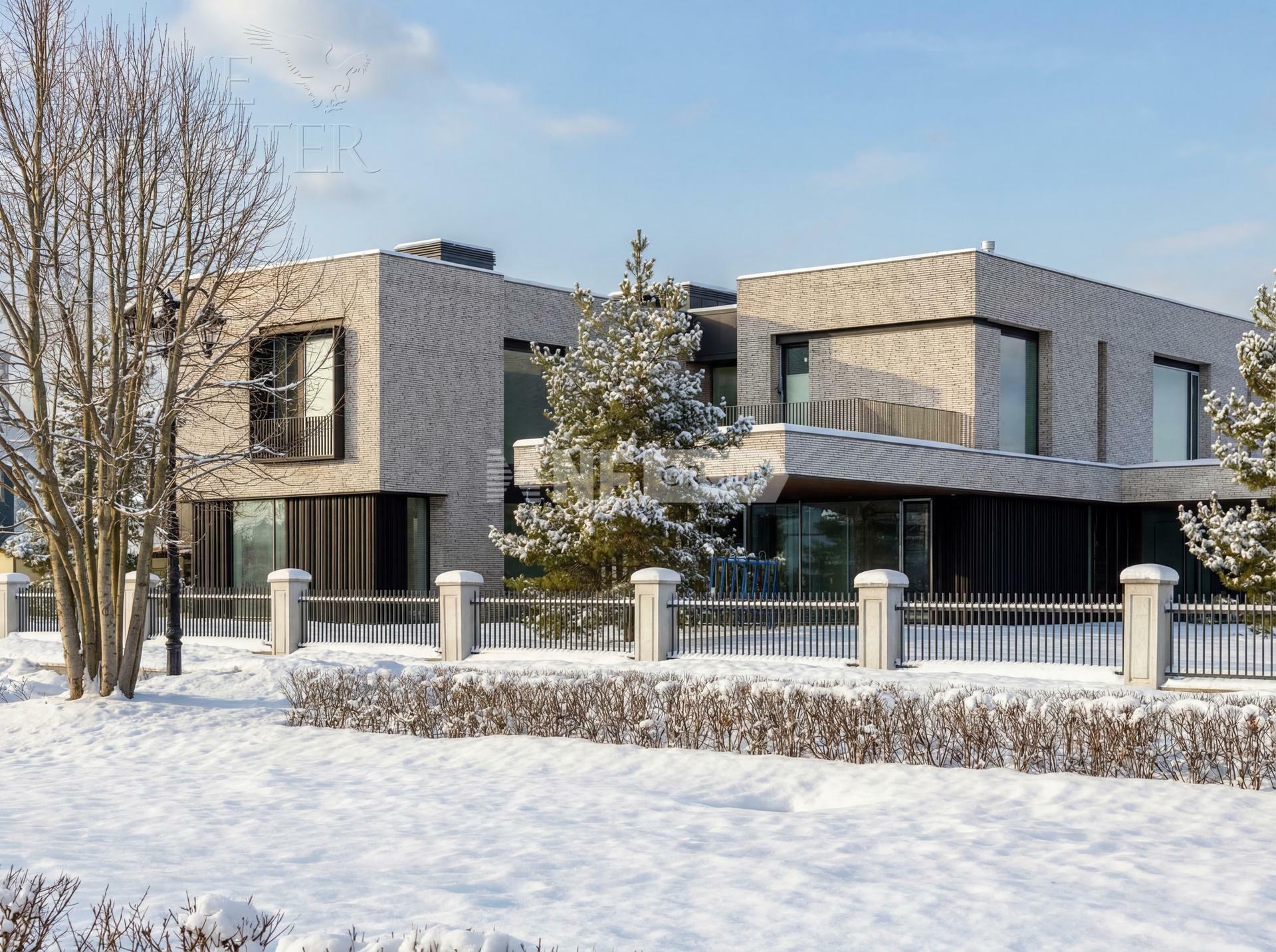 2-этажный коттедж 1 100 м² с отделкой