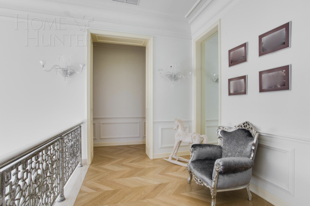 2-этажный коттедж 1 050 м² с отделкой