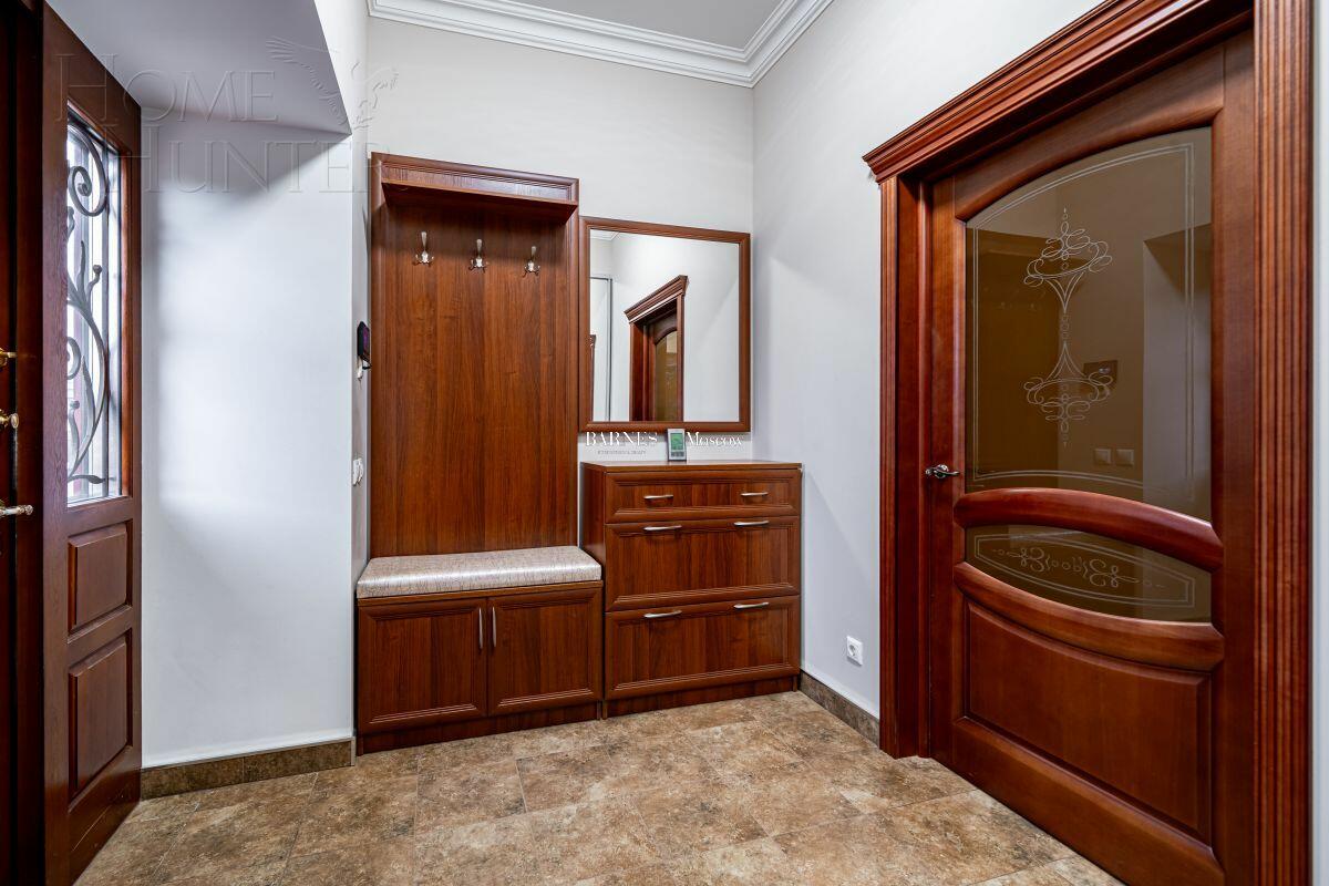 2-этажный коттедж 550 м² с отделкой