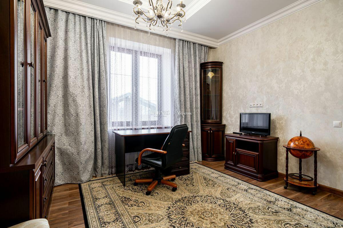 2-этажный коттедж 550 м² с отделкой