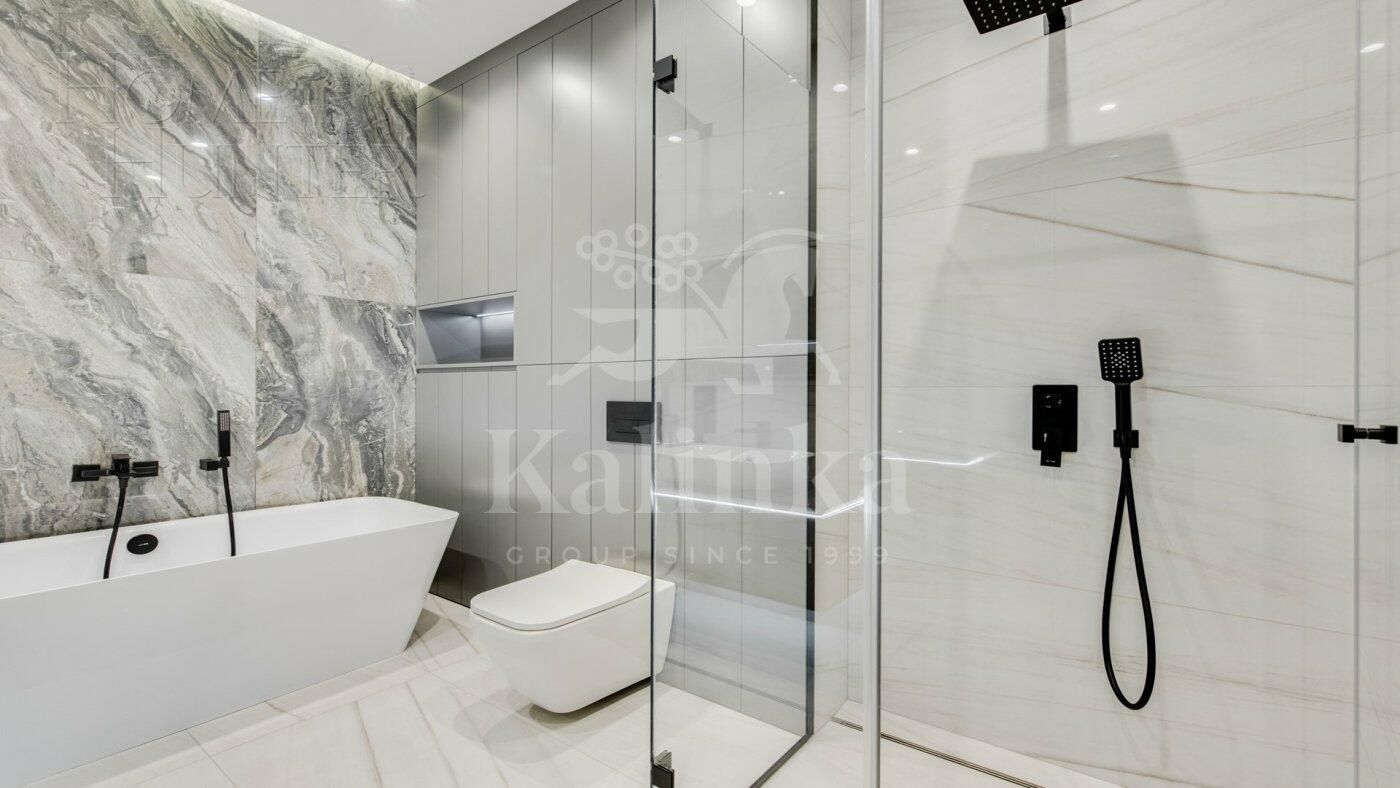 4-КОМН. КВАРТИРА С ОТДЕЛКОЙ 125.1 М² НА 8 ЭТАЖЕ