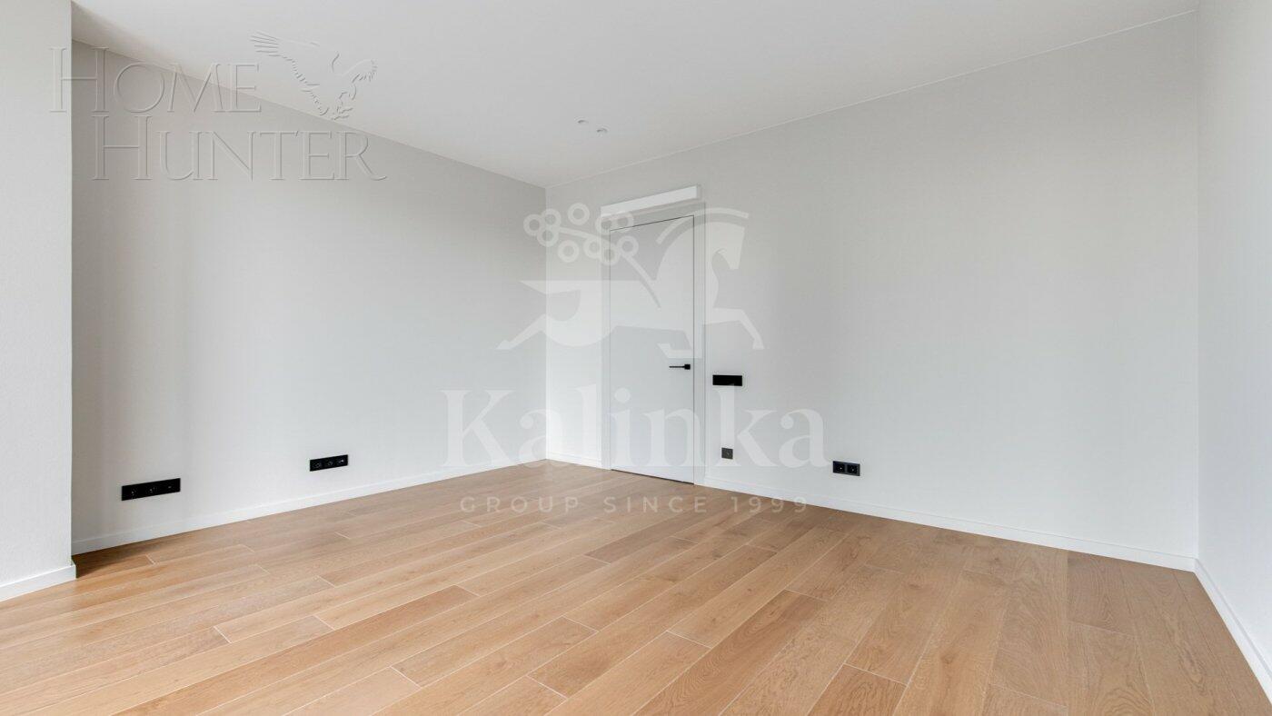 4-КОМН. КВАРТИРА С ОТДЕЛКОЙ 125.1 М² НА 8 ЭТАЖЕ