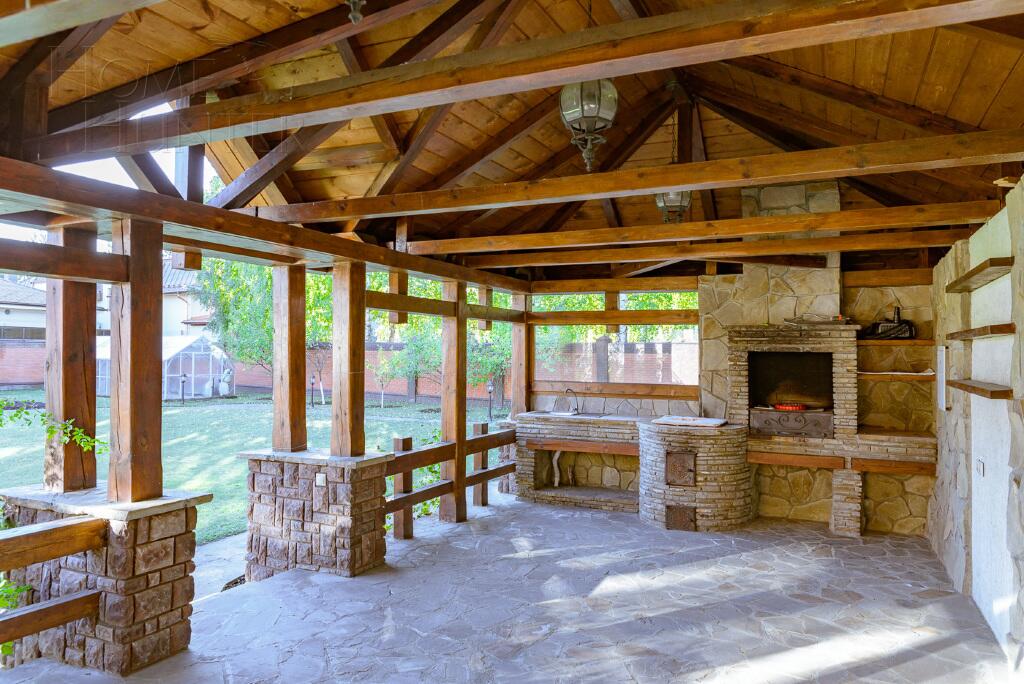 КОТТЕДЖ 700 м² с отделкой