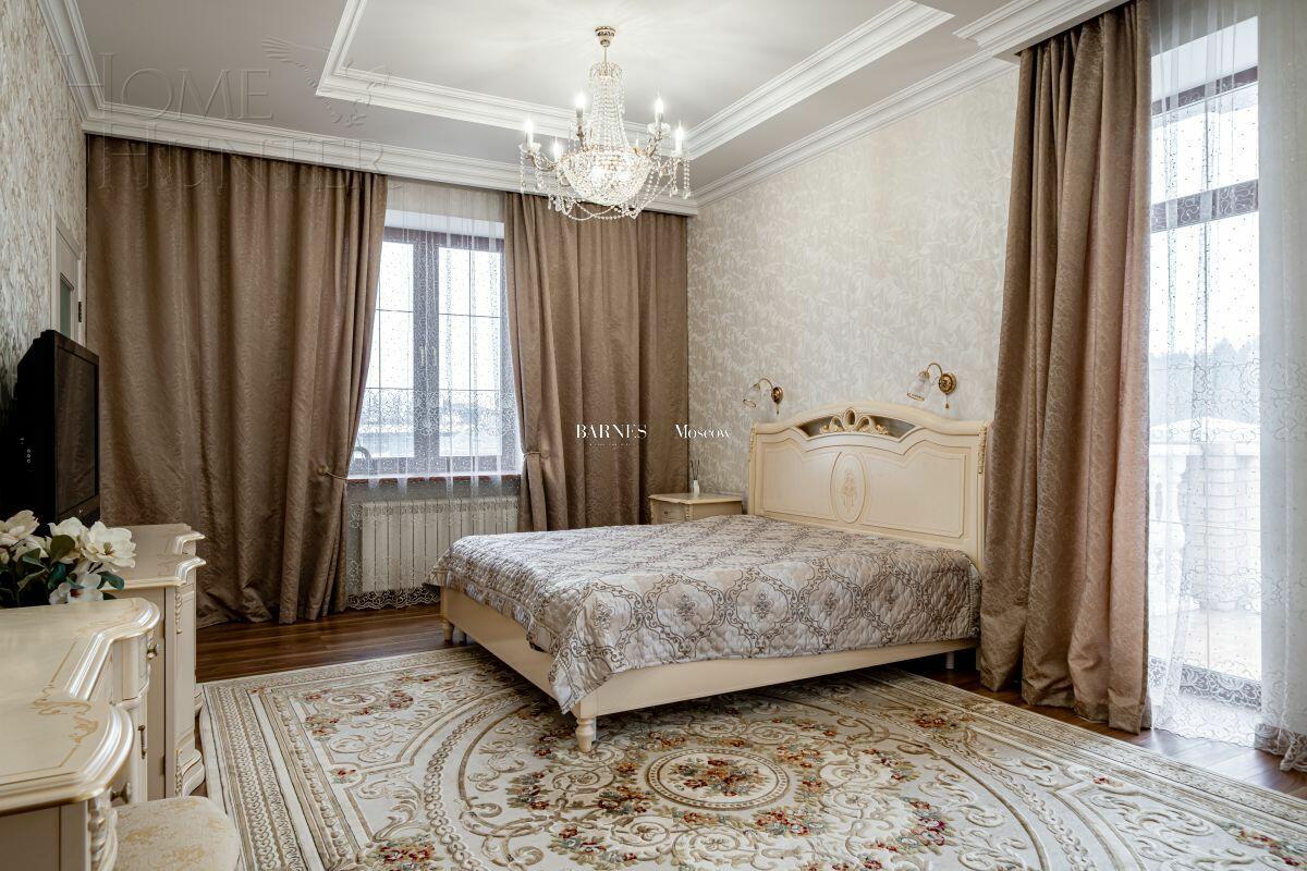 2-этажный коттедж 550 м² с отделкой