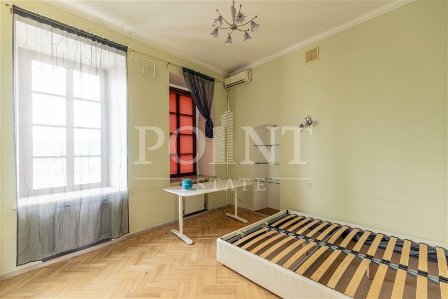 5-КОМН. КВАРТИРА С ОТДЕЛКОЙ 149 М² НА 2 ЭТАЖЕ