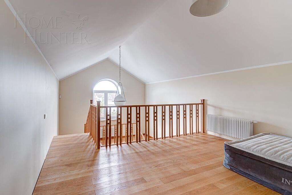 2-этажный коттедж 1 112 м² с отделкой