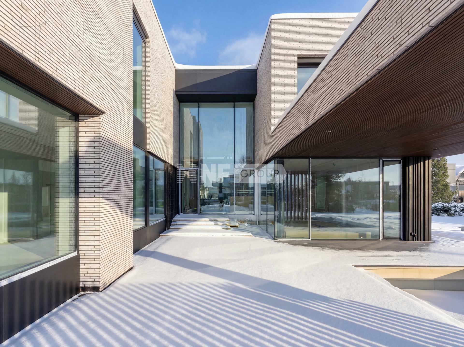 2-этажный коттедж 1 100 м² с отделкой