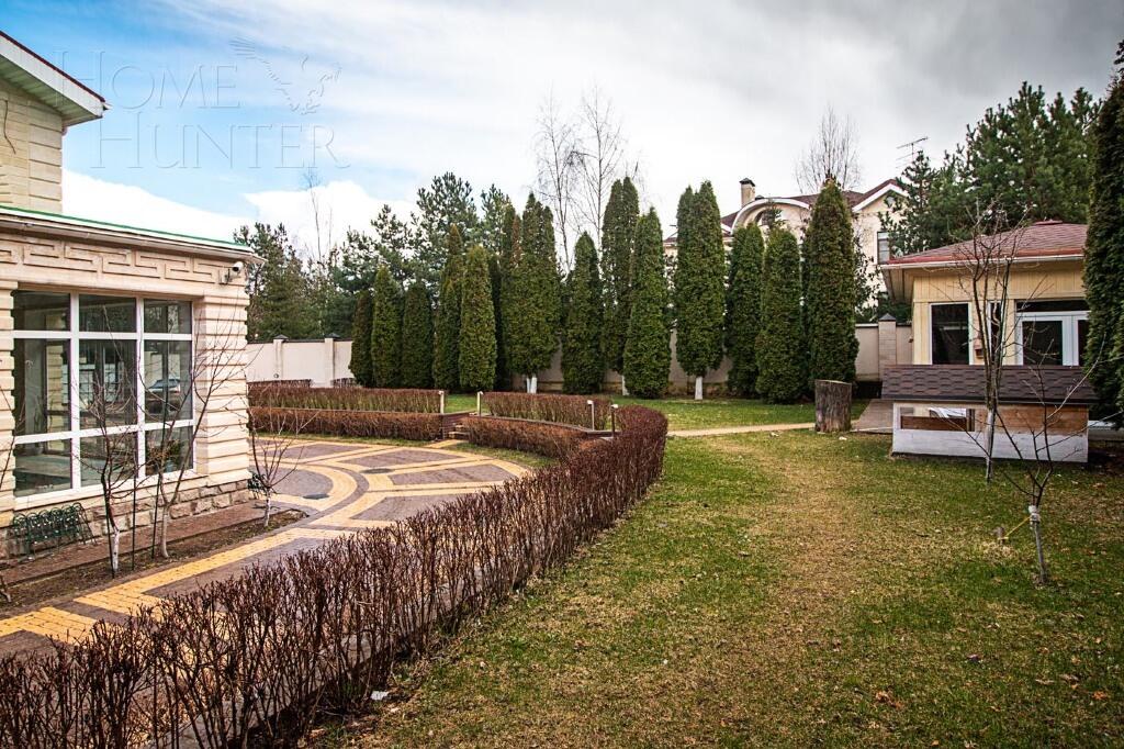 2-этажный коттедж 1 112 м² с отделкой