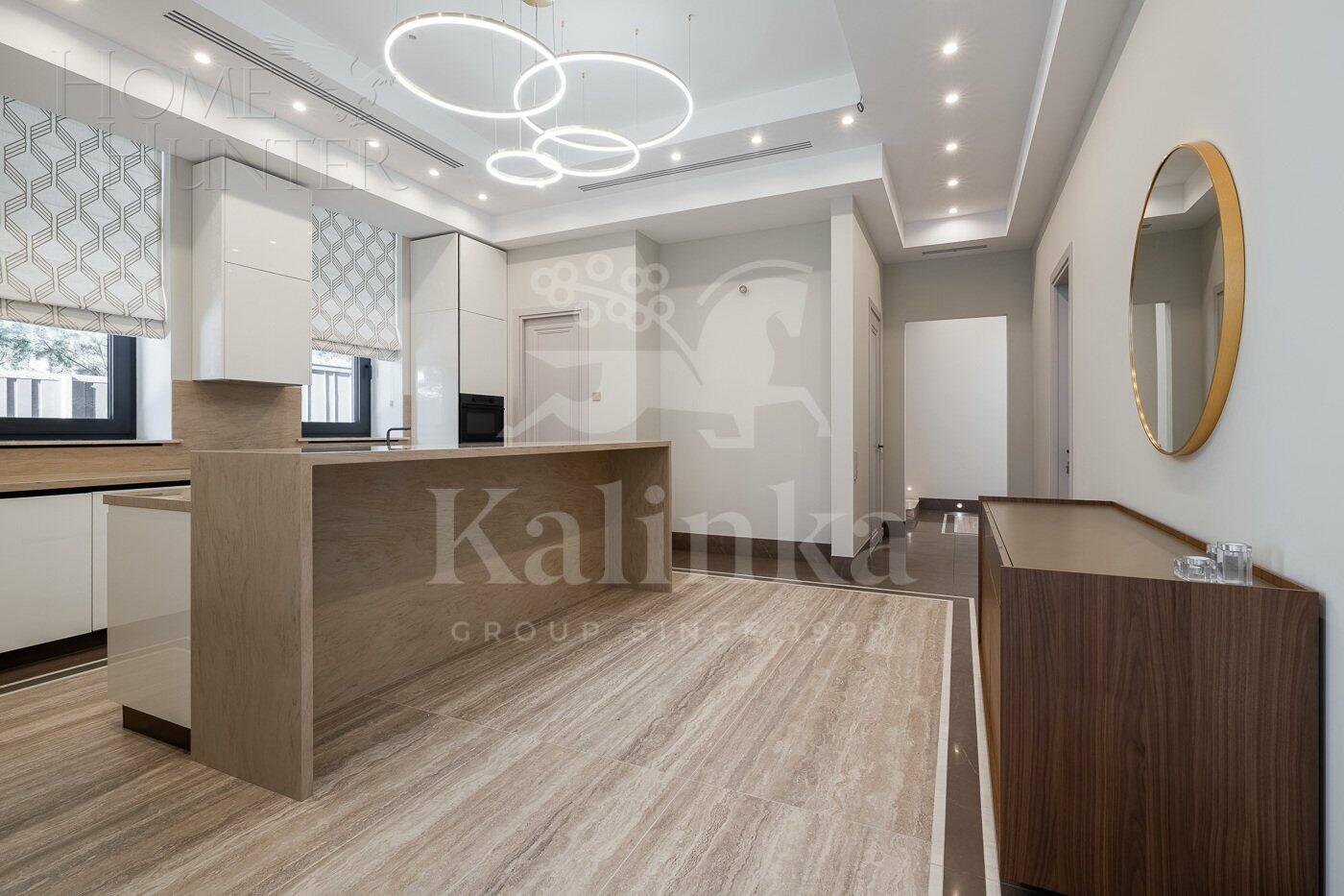 3-этажный коттедж 420 м² с отделкой