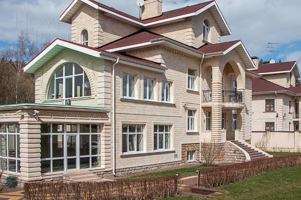 2-этажный коттедж 1 112 м² с отделкой