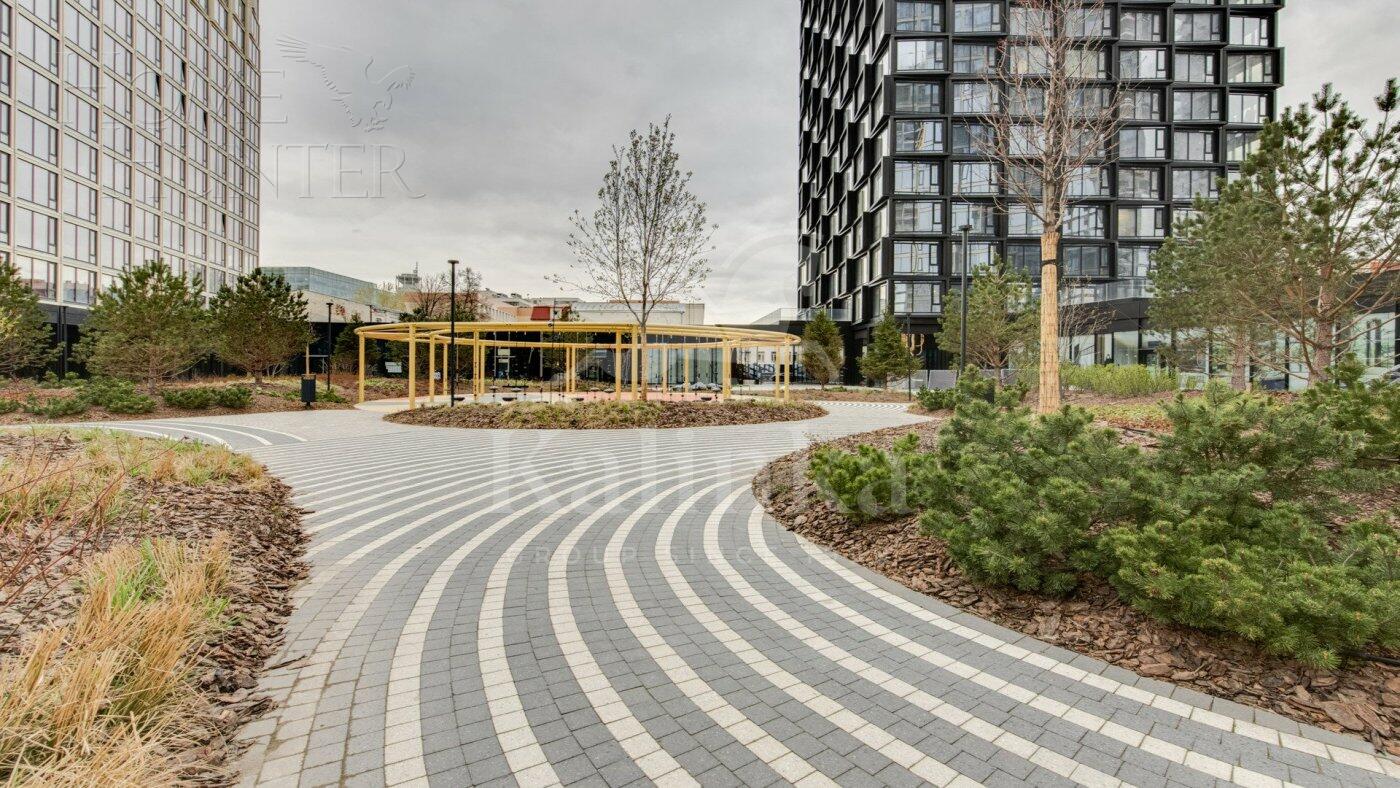 4-КОМН. КВАРТИРА С ОТДЕЛКОЙ 125.1 М² НА 8 ЭТАЖЕ