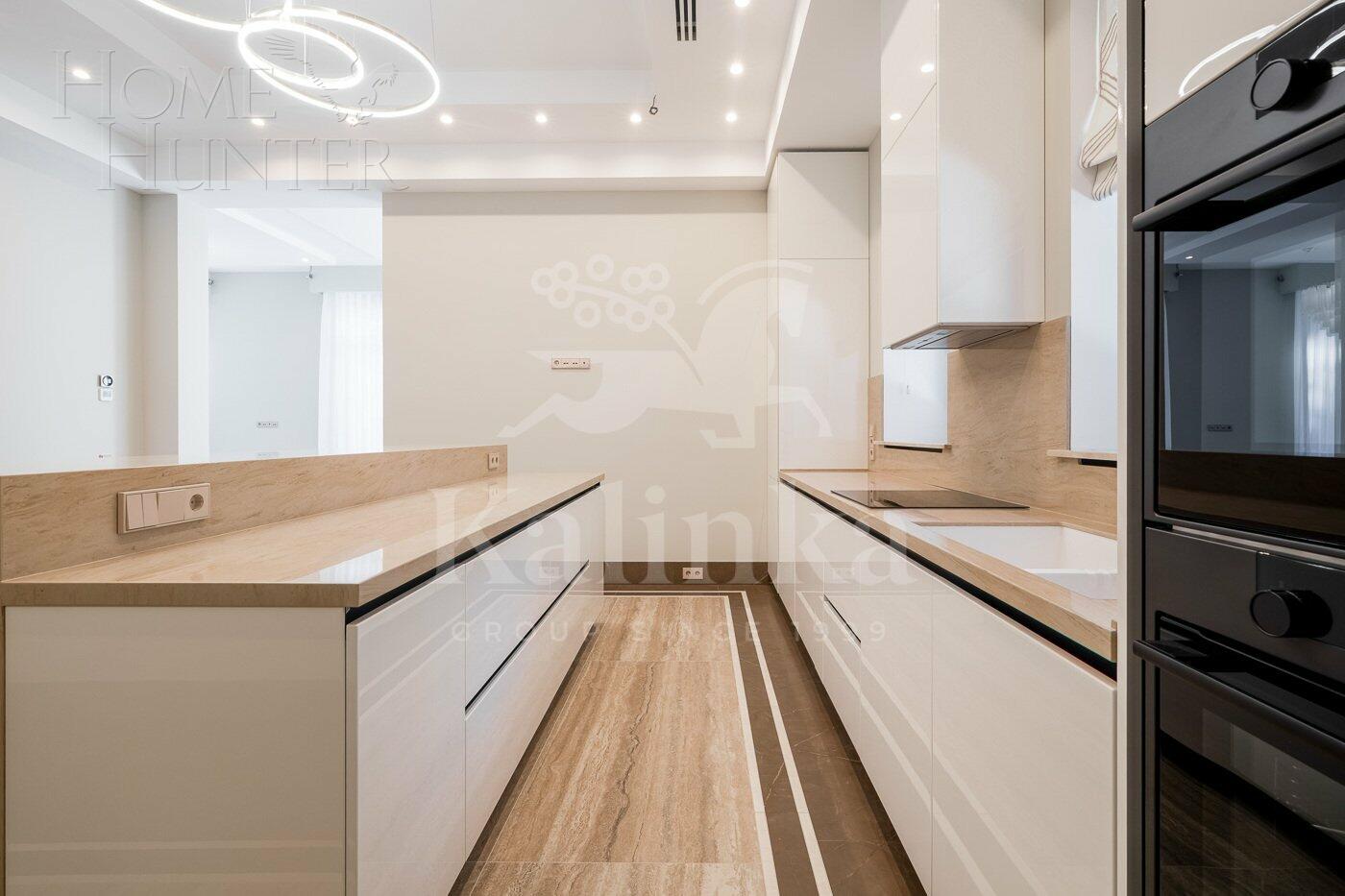 3-этажный коттедж 420 м² с отделкой