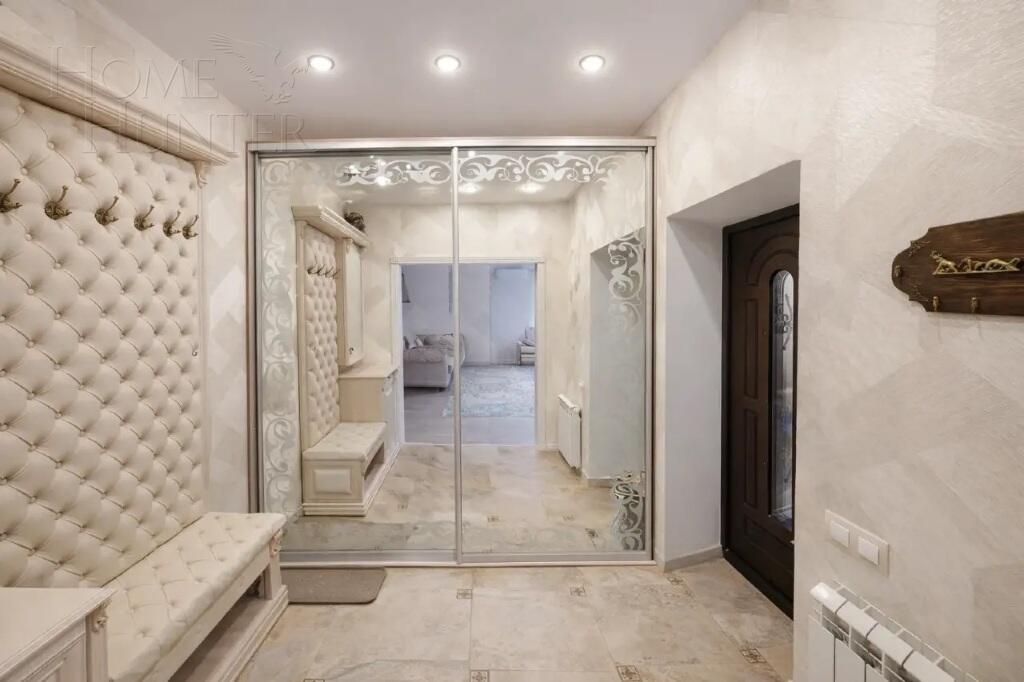 2-этажный коттедж 227 м² с отделкой