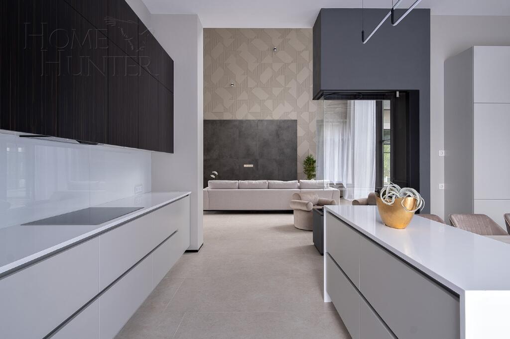 2-этажный коттедж 720 м² с отделкой