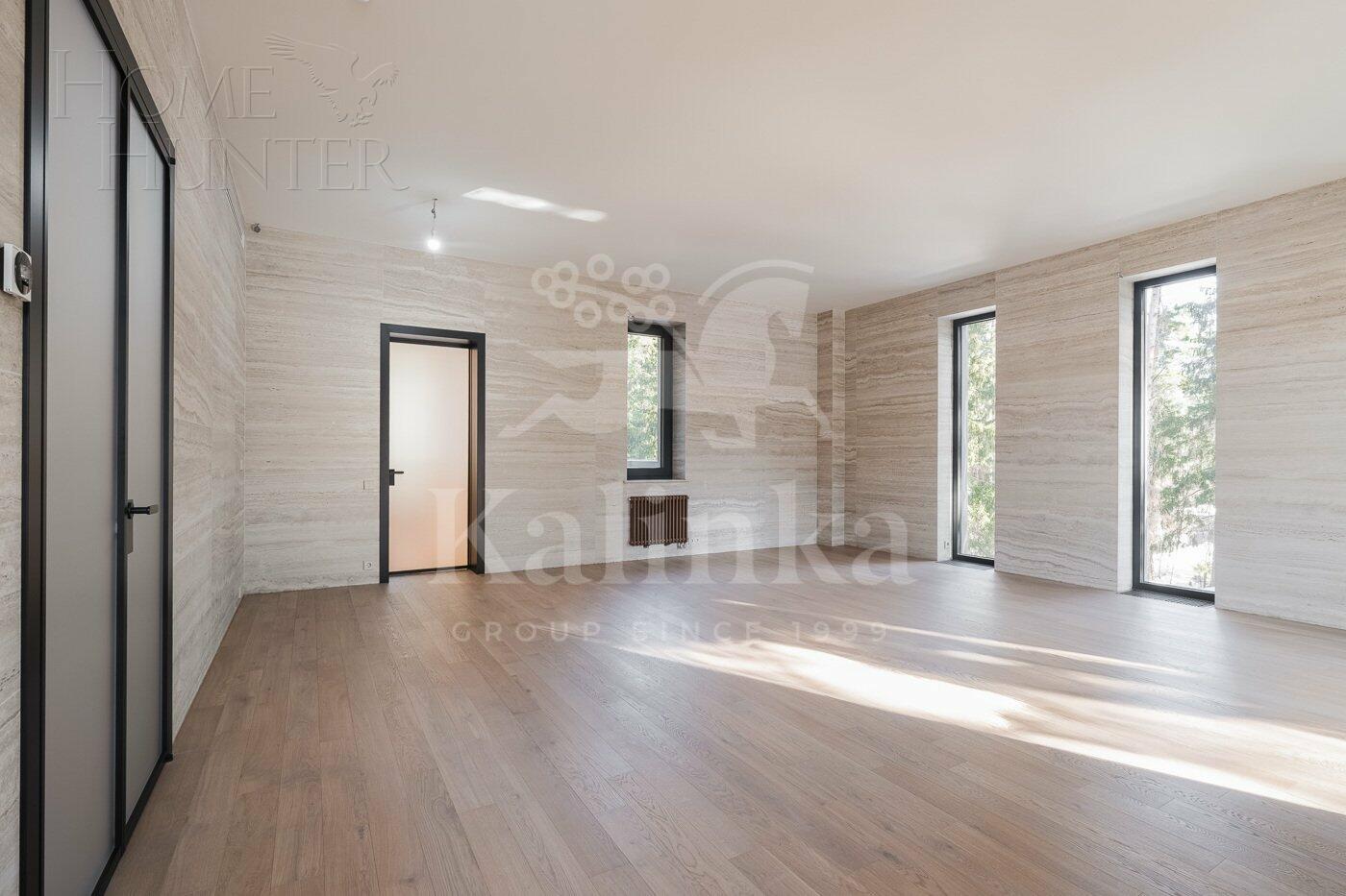 3-этажный коттедж 420 м² с отделкой