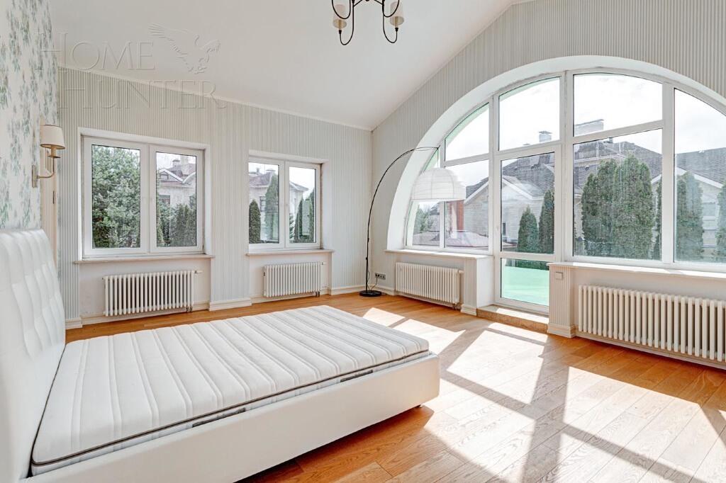 2-этажный коттедж 1 112 м² с отделкой