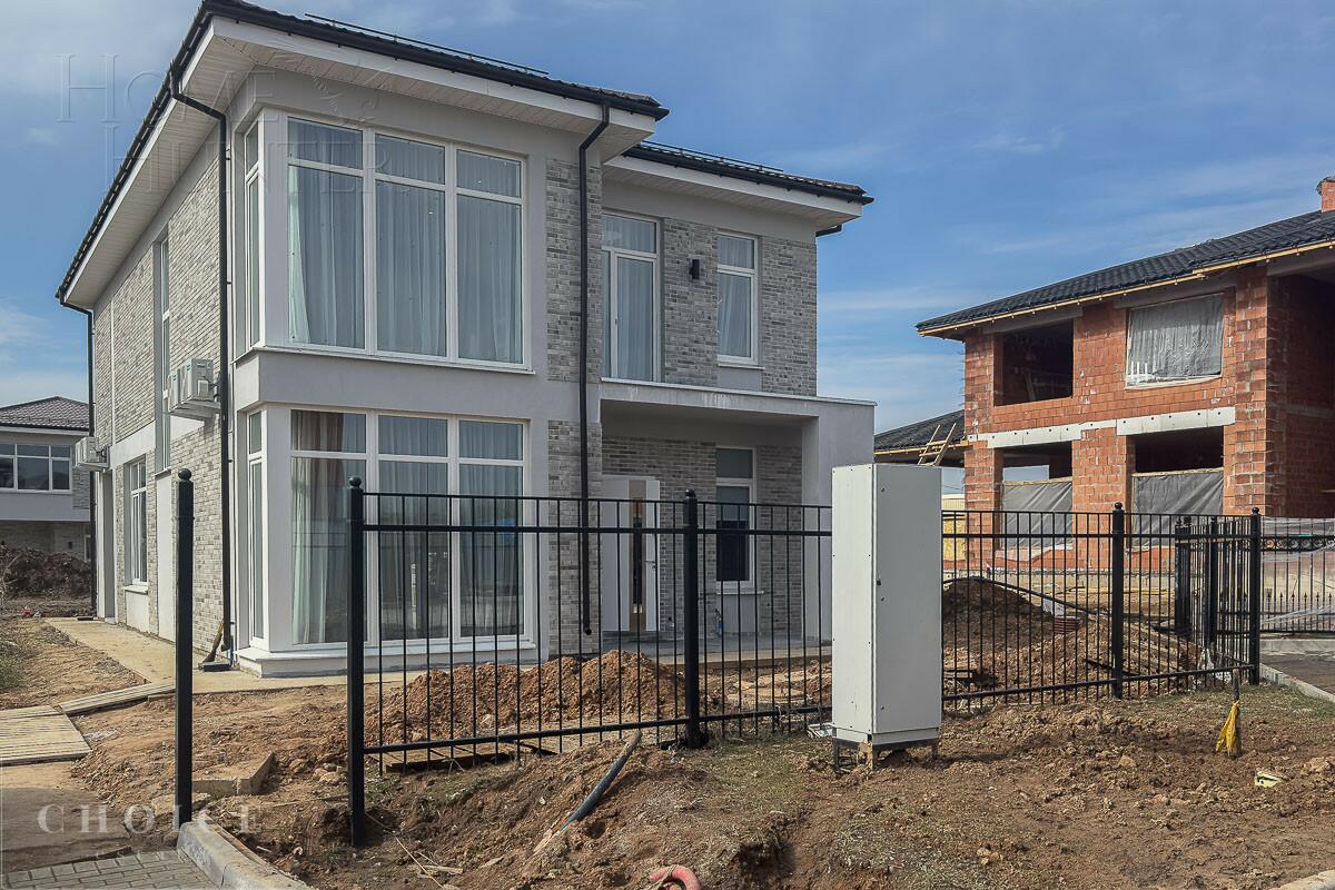 2-этажный коттедж 220 м² с отделкой