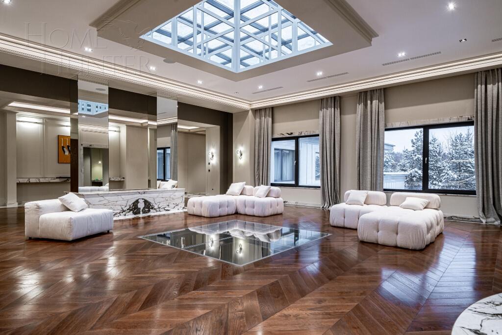 2-этажный коттедж 2 430 м² с отделкой