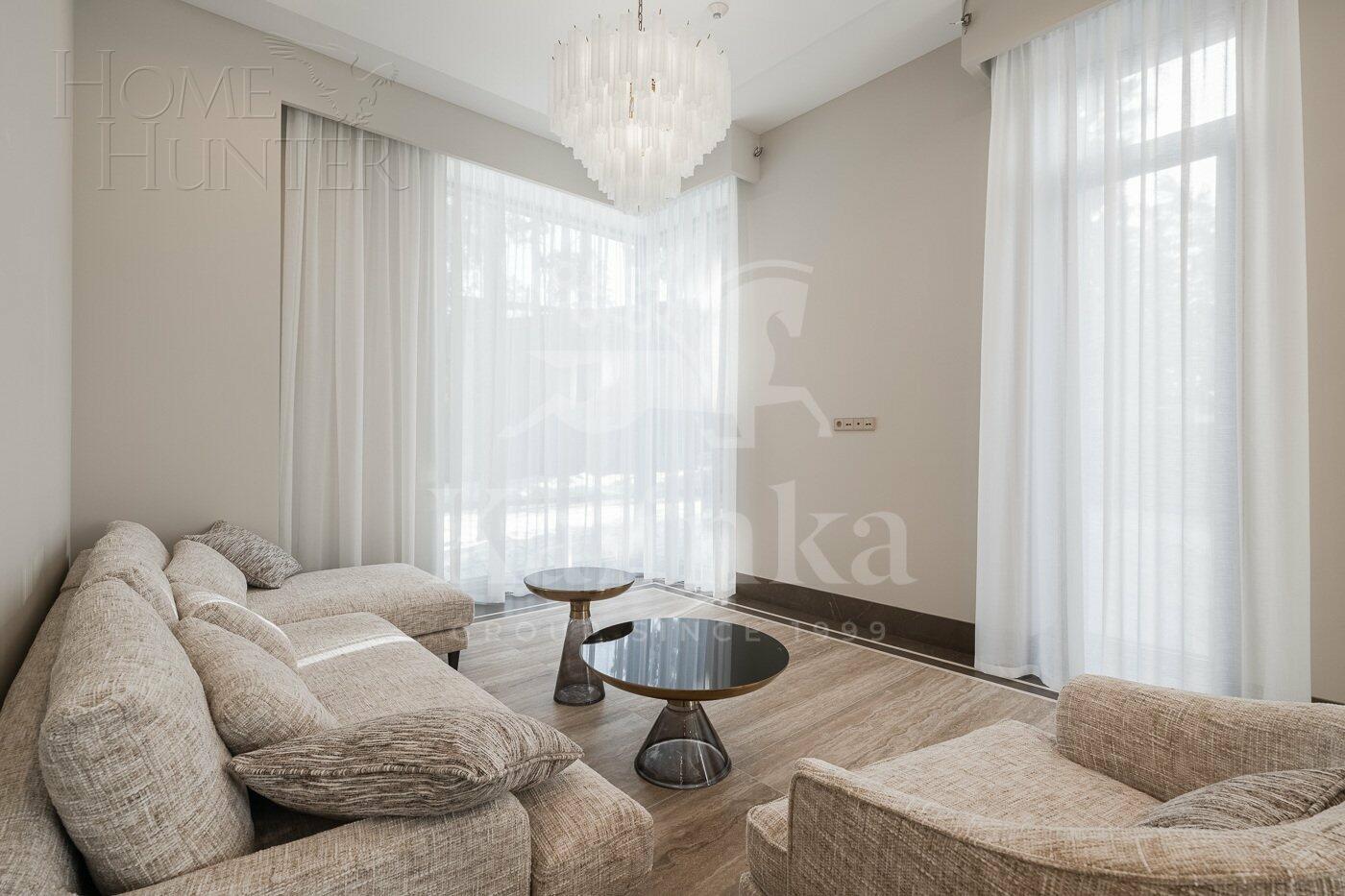 3-этажный коттедж 420 м² с отделкой