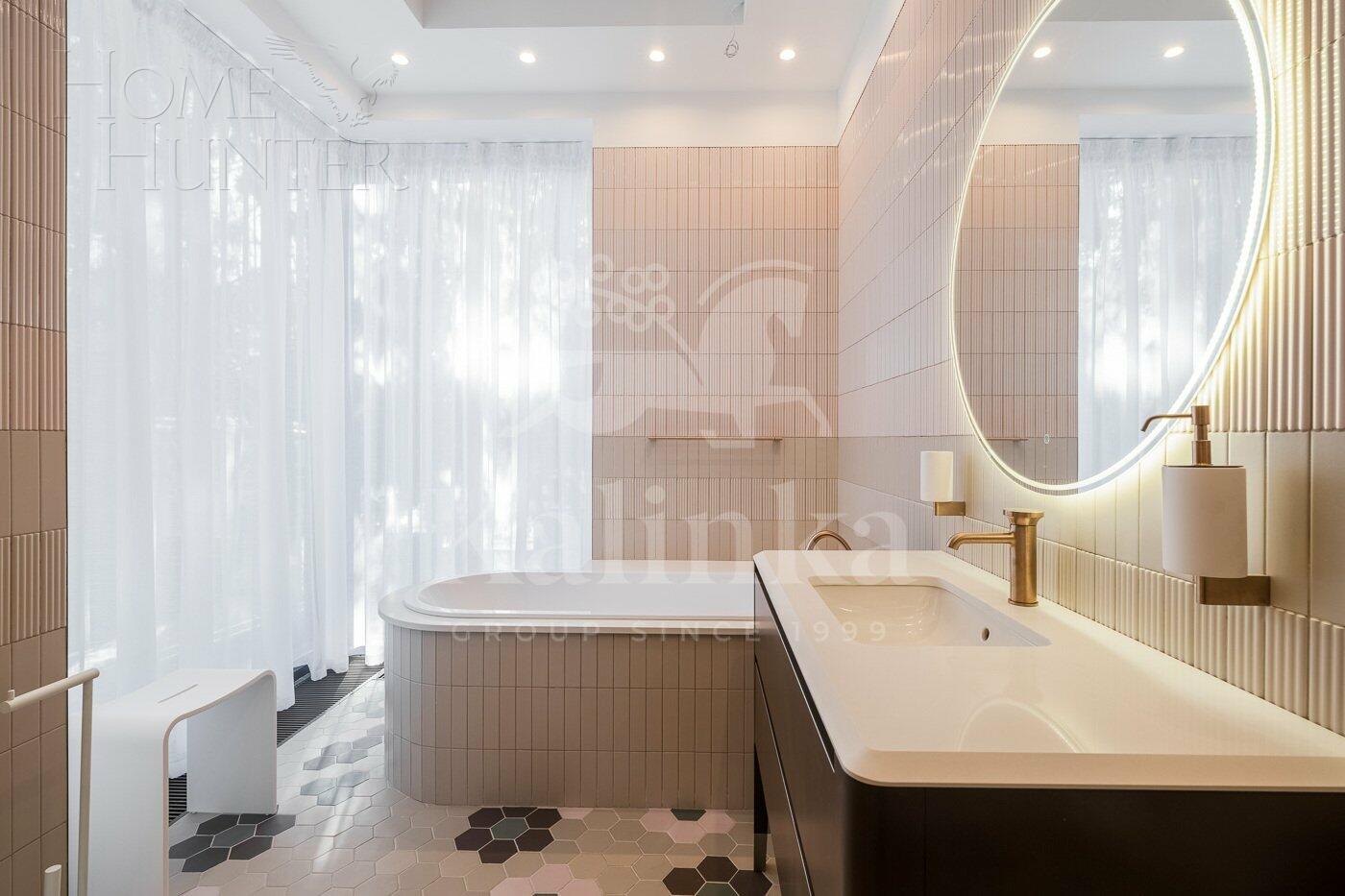 3-этажный коттедж 420 м² с отделкой