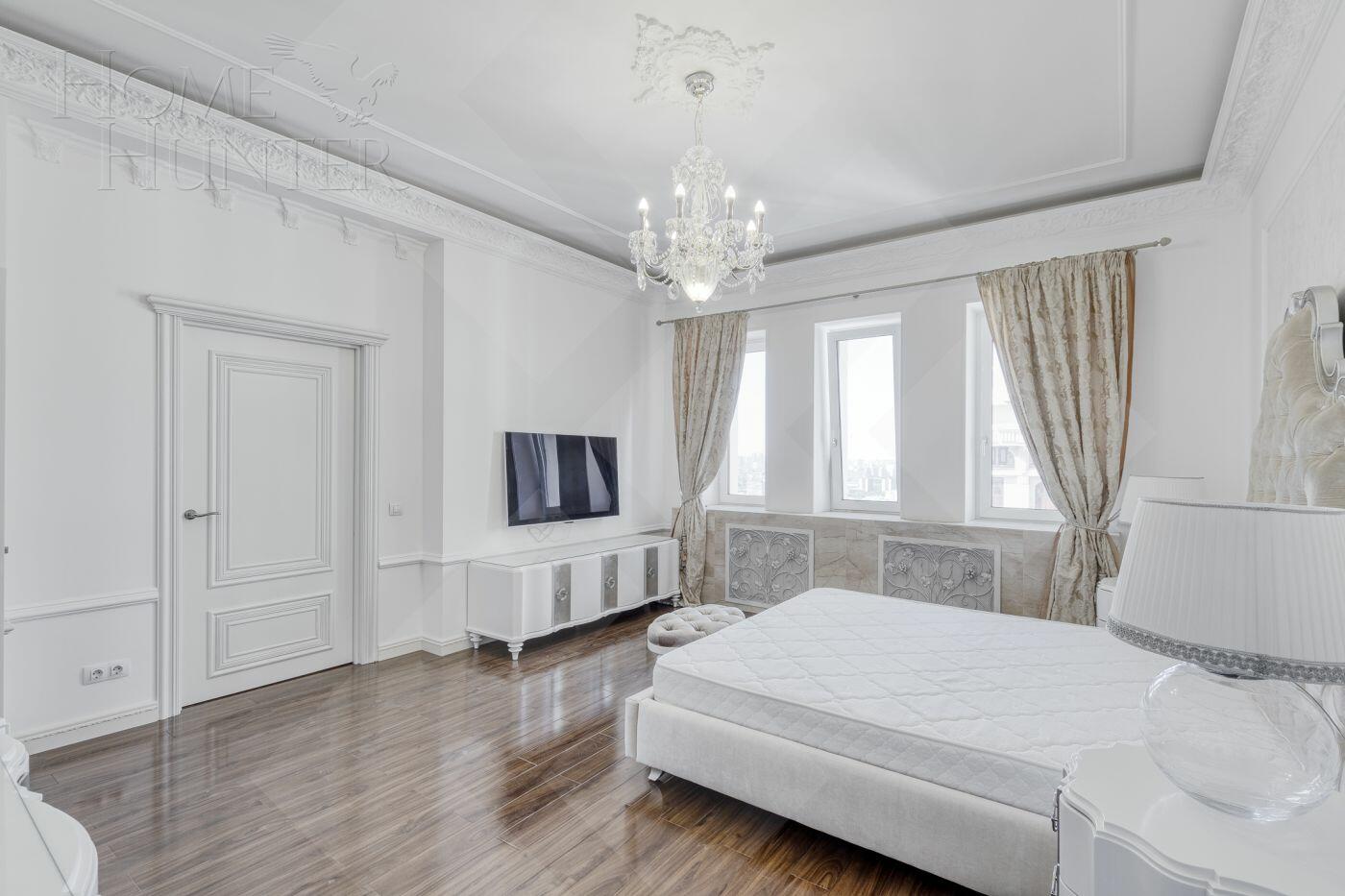 6-КОМН. КВАРТИРА С ОТДЕЛКОЙ 250 М² НА 21 ЭТАЖЕ