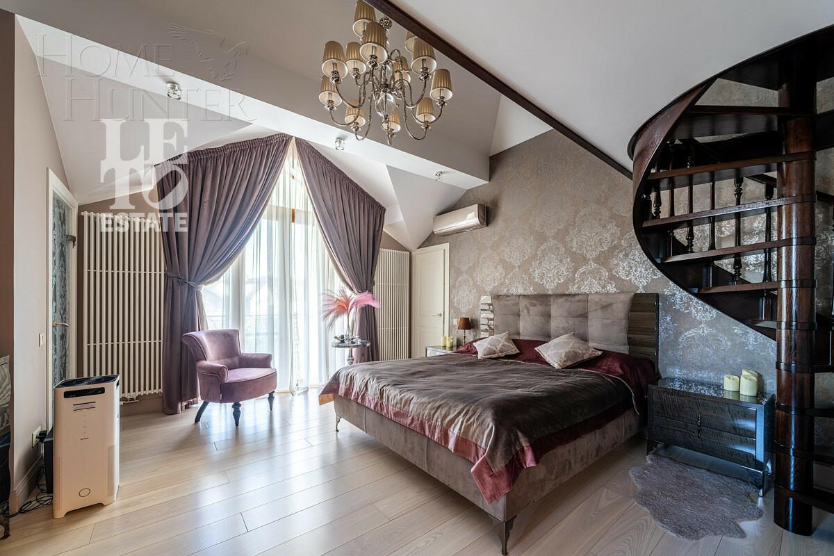 2-этажный коттедж 550 м² с отделкой